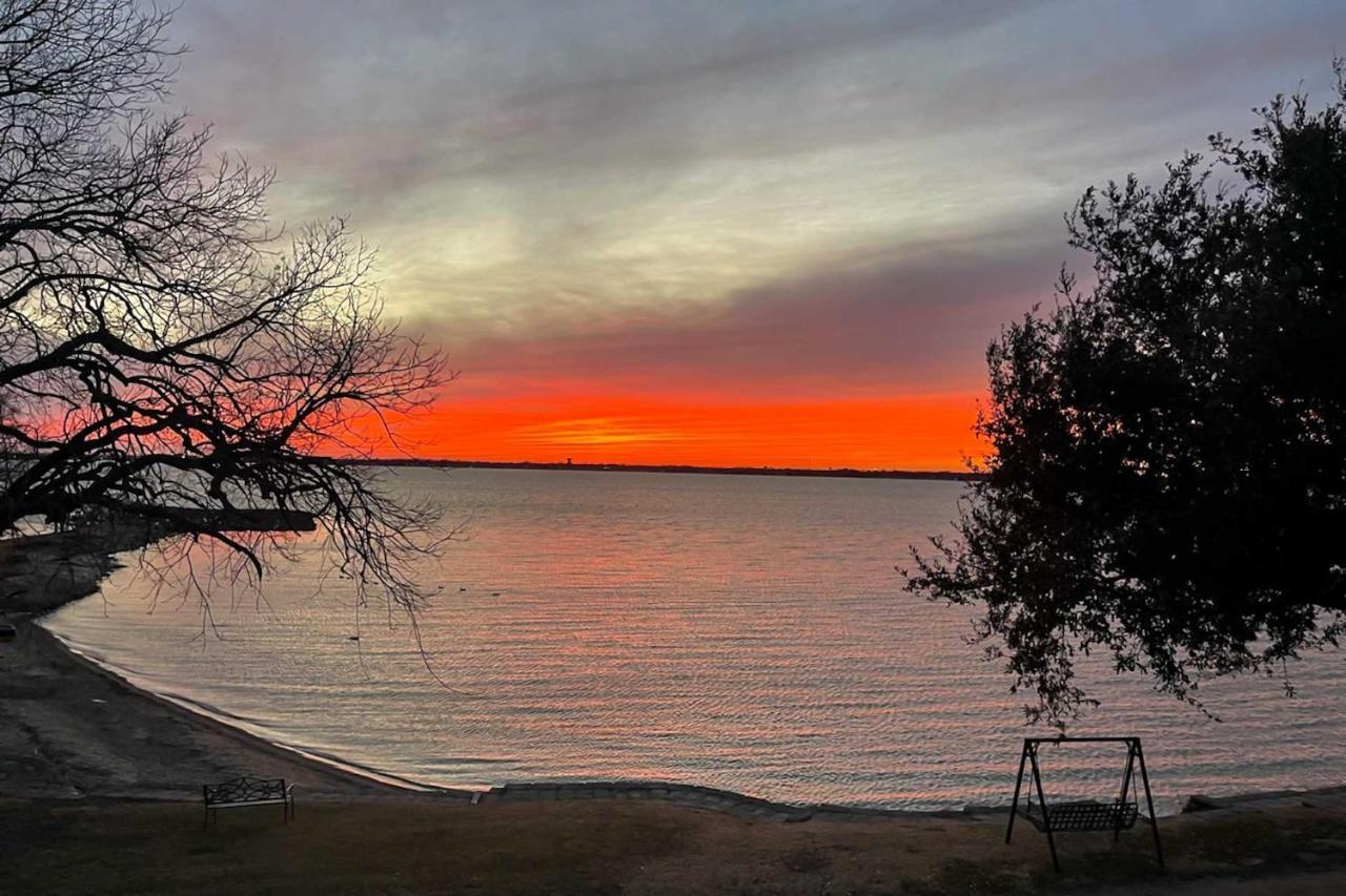 Lakefront Rockwall Home With Scenic Deck And Patio! Kültér fotó